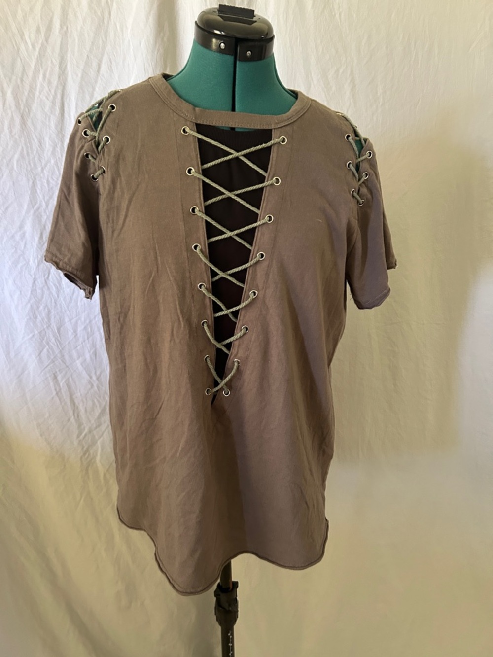 POL Lace-Up Front Short Sleeve Top in Taupe